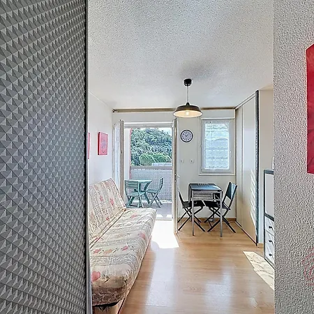 Lumineux Proche Centre-ville De Lamalou, Wifi, Balcon - Fr-1-451-221 *